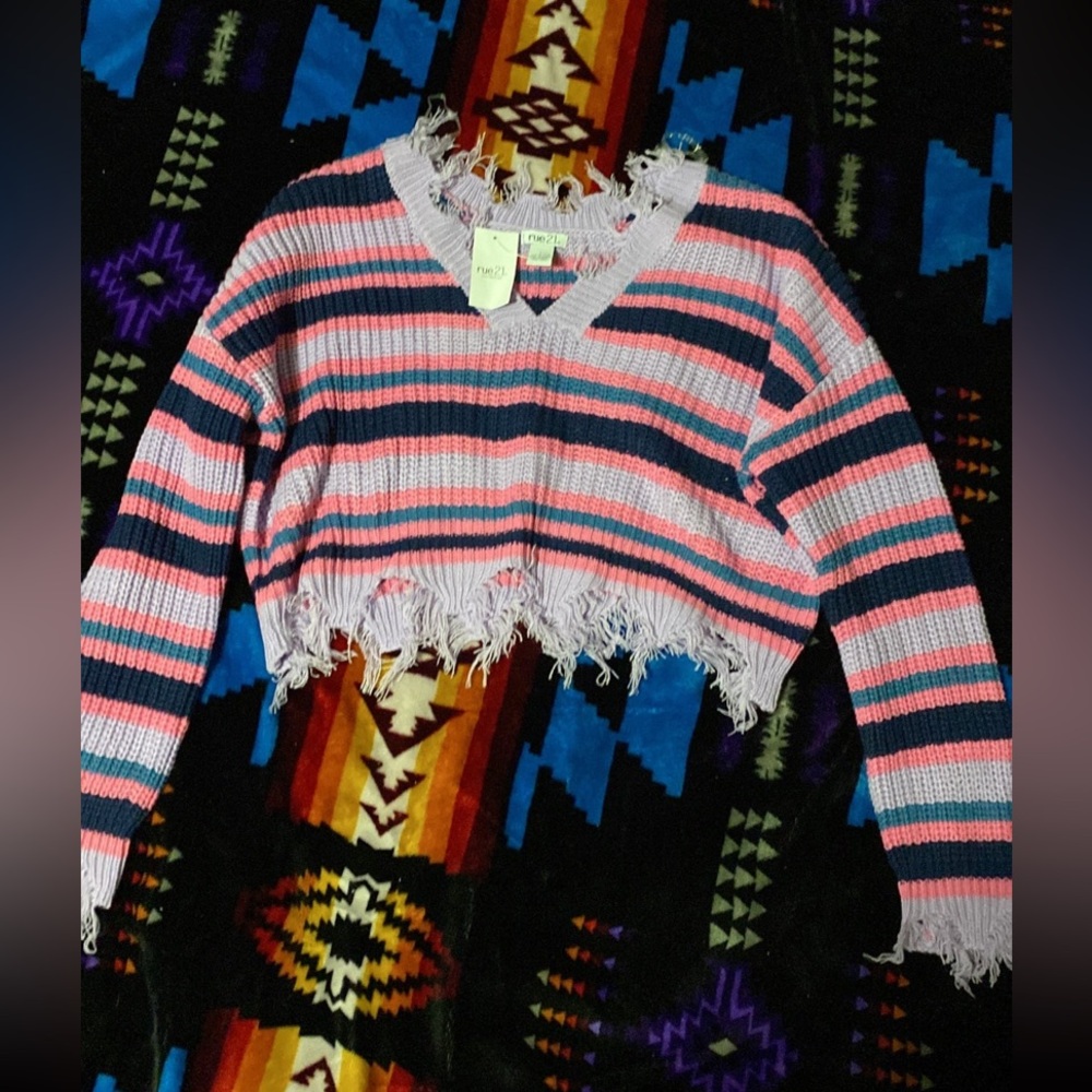 Cropped sweater